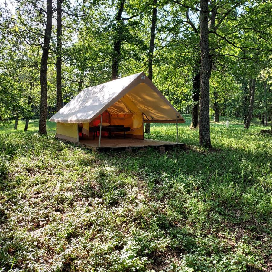 Camping Onlycamp Le Port Saint-Benoît-sur-Loire Εξωτερικό φωτογραφία